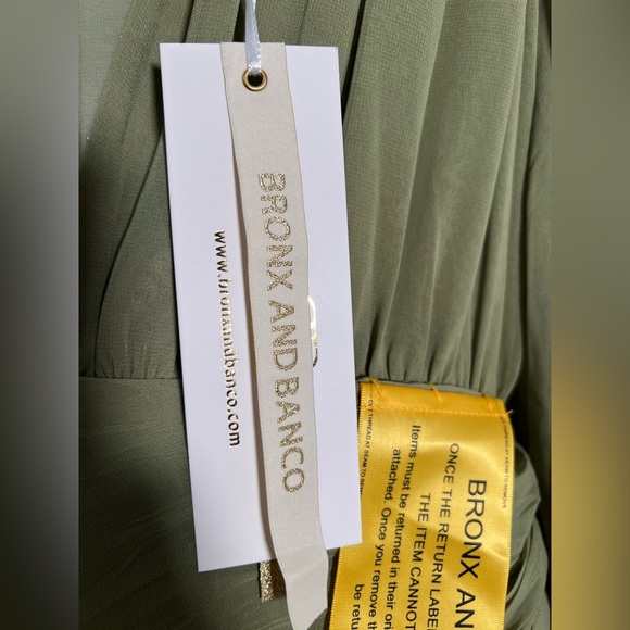 BRONX AND BANCO
Geisha Feather-cuff Gown in Chiffon - Picture 6 of 12